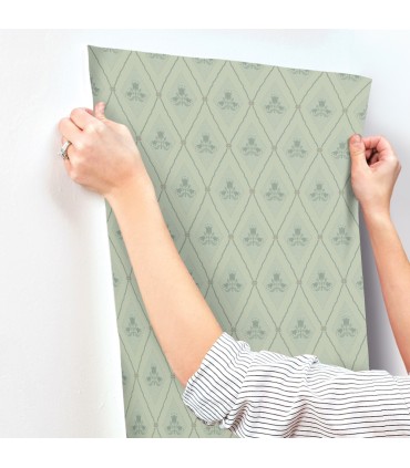 4201-48031 - Alma Mint Diamond Floral Wallpaper-Savanna by A Street