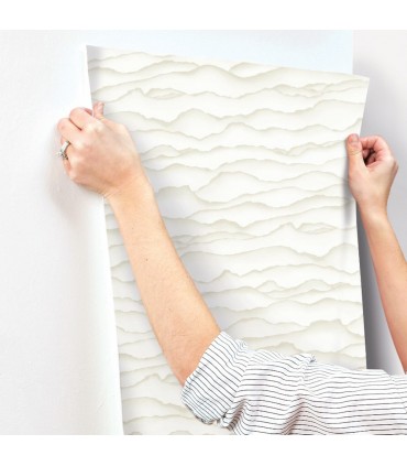 RMK10694WP - Peel and Stick Wallpaper-Gold Singed